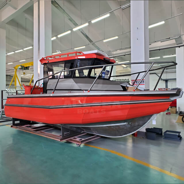 Easycraft 6,85m Boat de cabine completo
