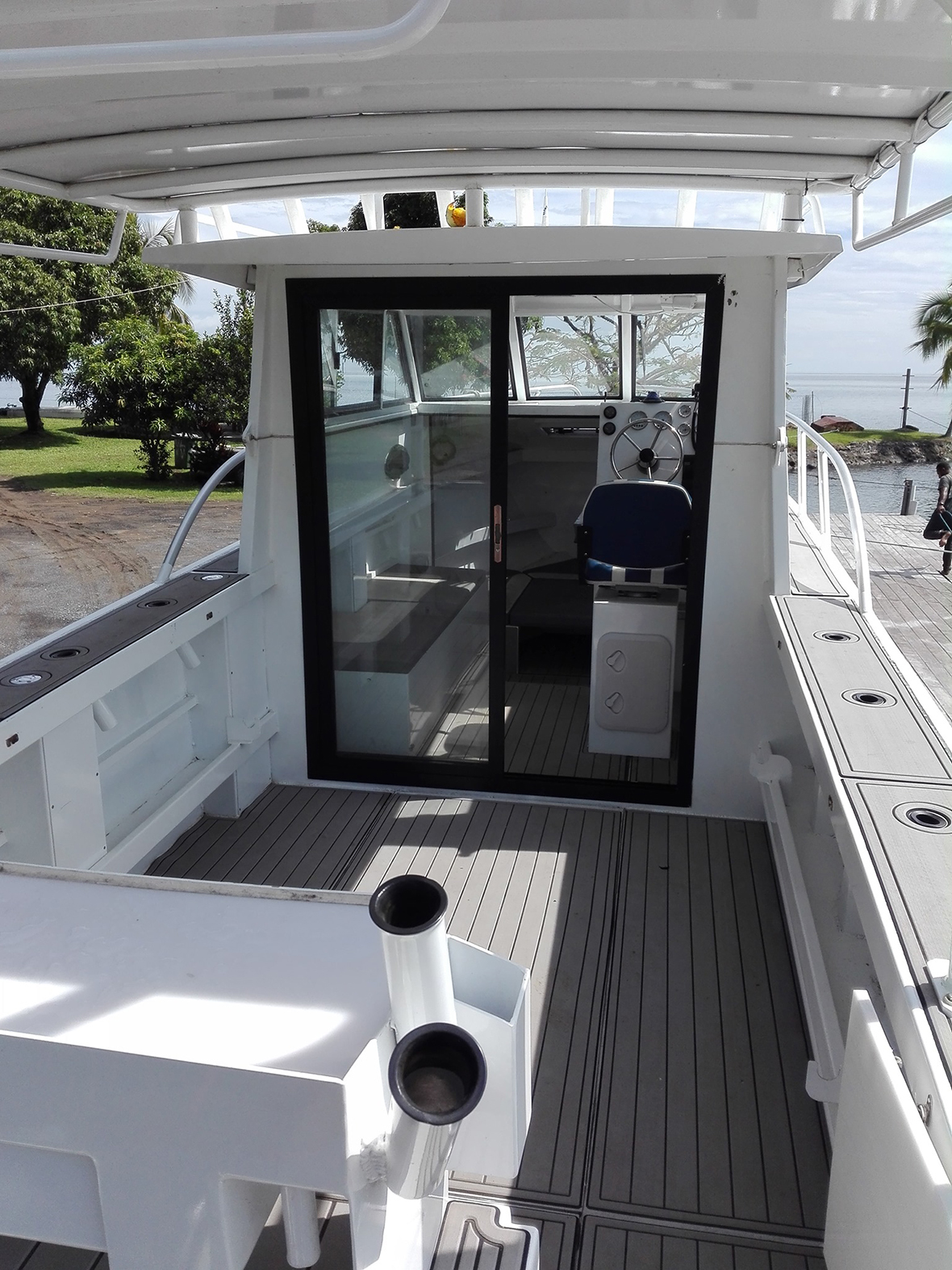 9,6m de barco de cabine (1)