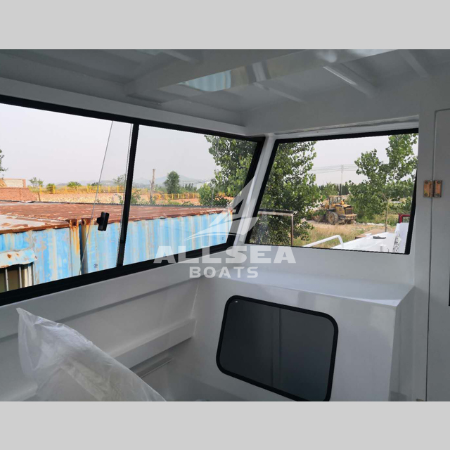 Barco de desembarque 9m