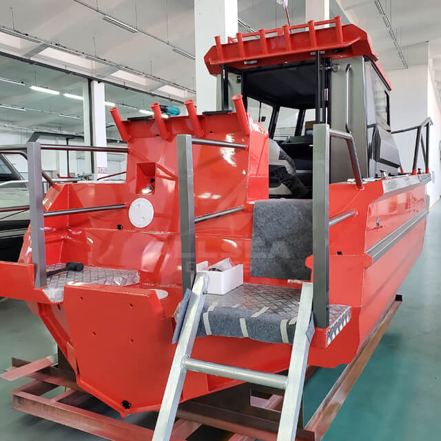 Easycraft 6,85m Boat de cabine completo