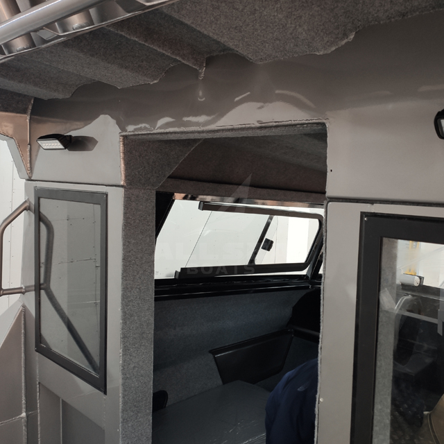 Easycraft 7,5m Boat de cabine completo