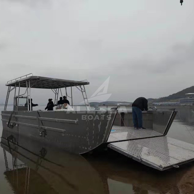 Barco de desembarque 11m