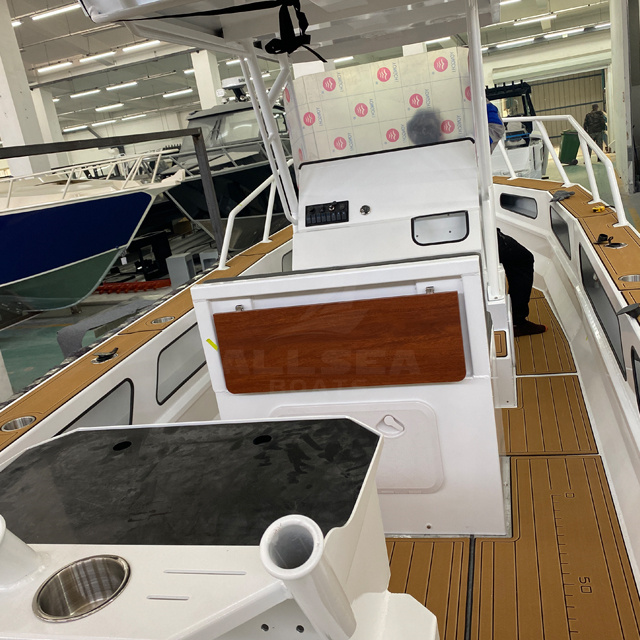 Barco de corrida de velocidade do console do Sport Yacht Center